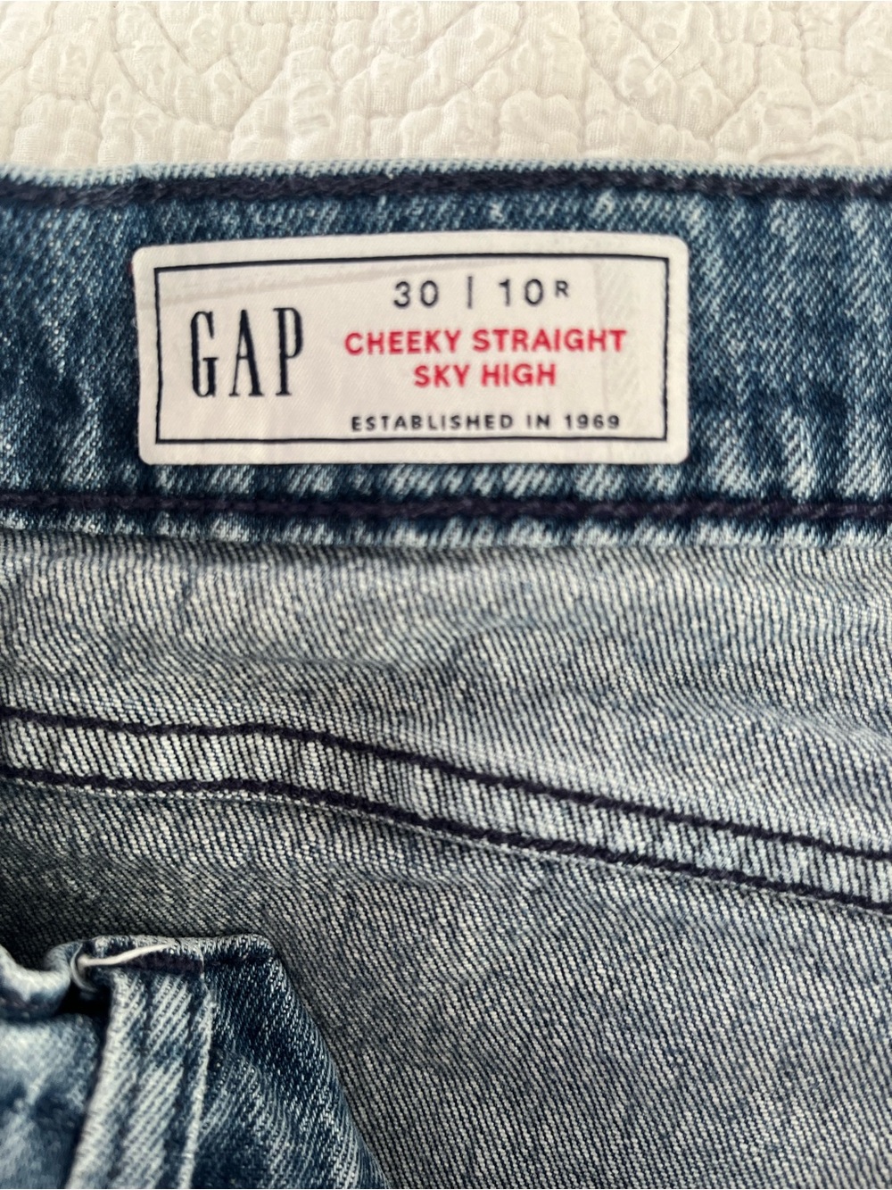 High Rise Gap Jeans,Women - Picture 4 of 4